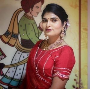 Meet your Posher, Mrinalini